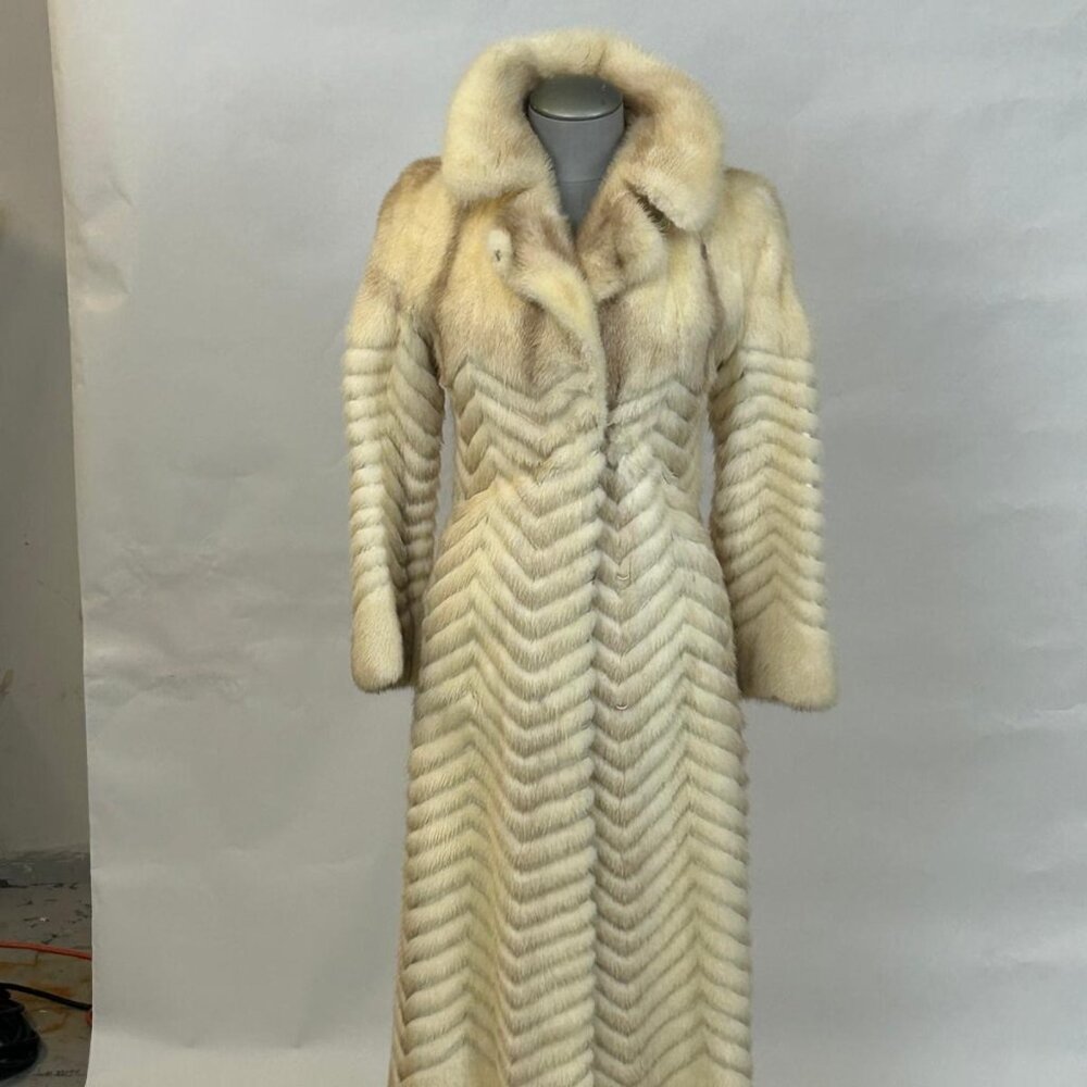 mink size xxs was 7990 now only 1295